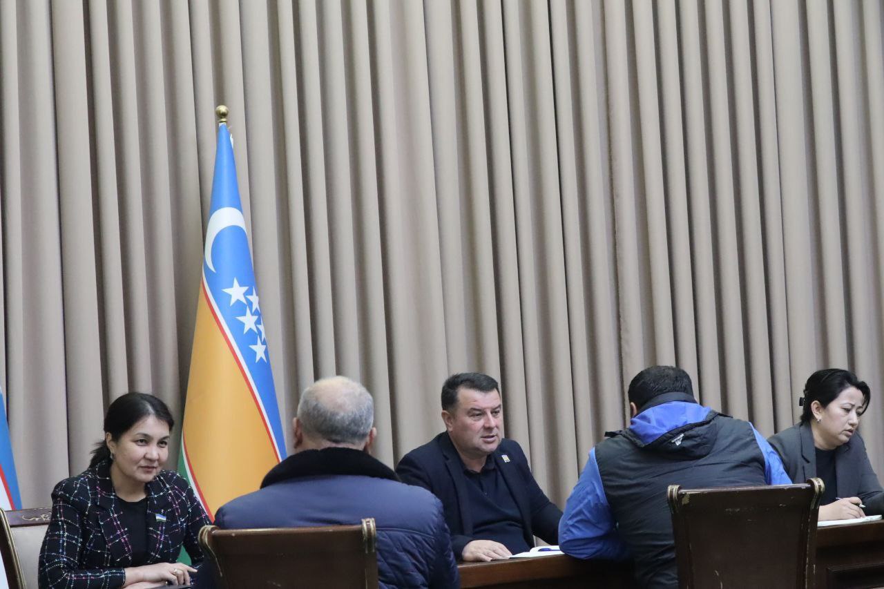 Амударёда аҳоли  мурожаатлари тингланди