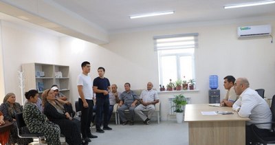 Депутат Хоразмда  халқни  эшитди  Муаммолар жойида ҳал этилмоқда