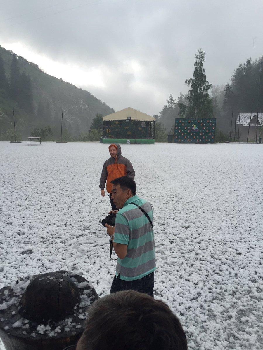 Ёзда қор ва муз ёғса...