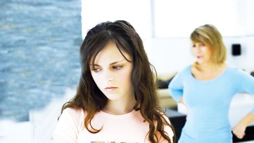 «ҚИЗИМ ҚИЗЛАРГА ЎХШАМАЙДИ»