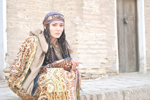 Юлдуз РАЖАБОВА: ҚИЁФАМ ЎЗБЕКЧА ЭМАС, АММО...