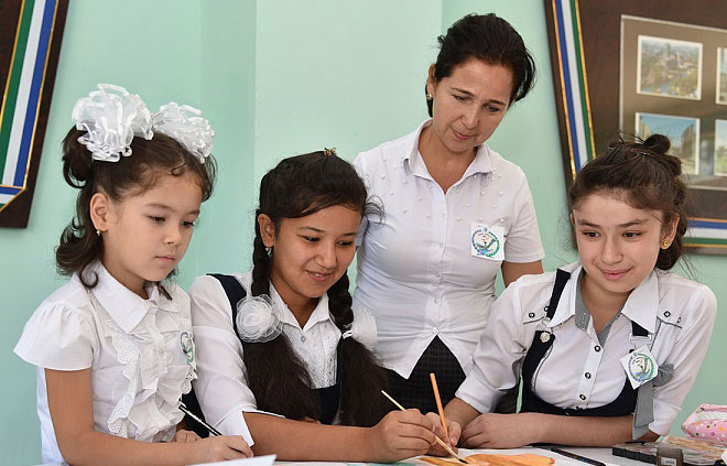 МАЪРИФАТ ЧИРОҒИНИ КЎТАРИБ ЗАМОНДАН ОЛДИНДА ЮРИШИ КЕРАК