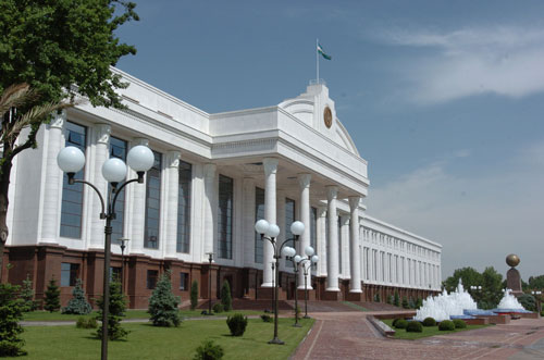 Ўзбекистон Республикаси Олий Мажлиси Сенатининг еттинчи ялпи мажлиси тЎҒрисида АХБОРОТ