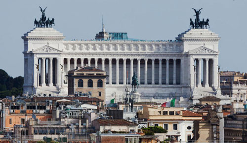 ИТАЛИЯДА ЯНГИ ҲУКУМАТ