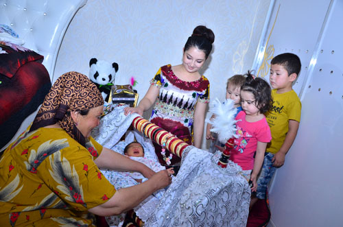 ҚИЙШИҚ БОШ — БЕШИКДАНМИ?