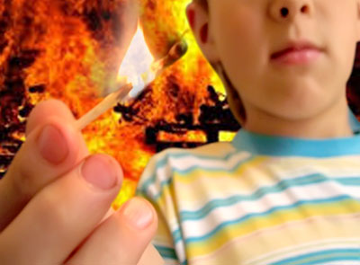 ЭШИКНИ ҚУЛФЛАМАНГ, УЙДА БОЛА БОР!