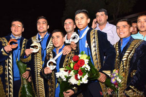 Боксчиларимиз  медаллари