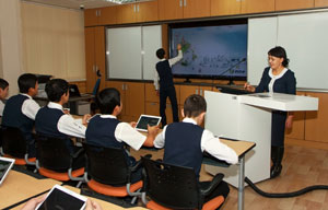 «SMART CLASS» ЎҚУВ СИНФИ ОЧИЛДИ
