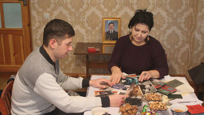 Осмон ёруғ бўлди  бир лаҳза