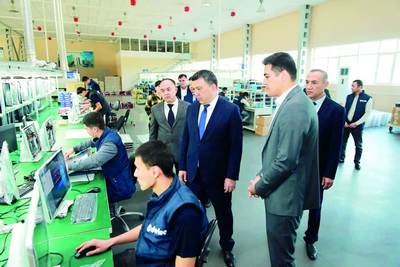 Катта ҳудуддаги  улкан имкониятлар  Навоийлик сайловчилар билан учрашув