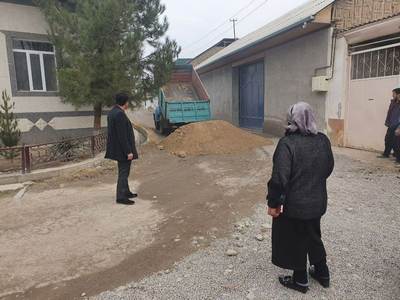 Бир депутат ташаббуси  Йўллар равон  бўлиши  учун ҳисса