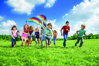 Ёзги таътил бошланди:  Оромгоҳ  орзусидаги  болалар