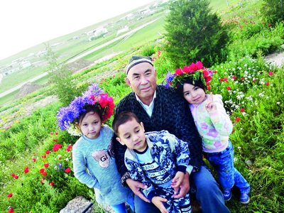 Журналист  яратган боғ