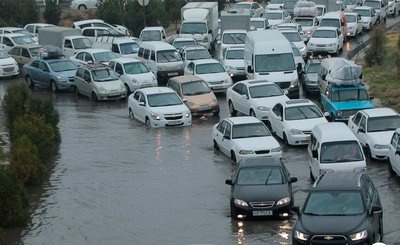 Ҳар  Ёмғирда шу бўлар такрор...