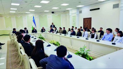 Ёшлар қонун  ижодкорлиги  жараёнига  бефарқ эмас