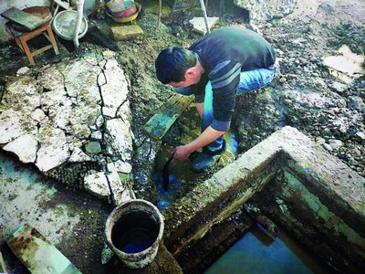 Увол бўлиб оқиб кетаётган сувнинг эгаси борми?