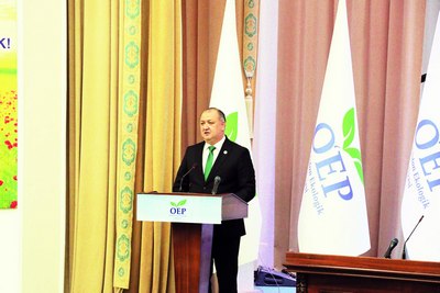 Абдушукур ҲАМЗАЕВ:  «Оролбўйи  яна яшнайди,  Қорақалпоғистон кенгликларига  яшил олам кириб боради»