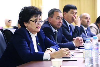 Ботаника боғи  қонун ҳимоясида бўлиши керак