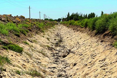 Катта хавфдан –  сув қуриётганидан  хавотир олмай яшаётганлар