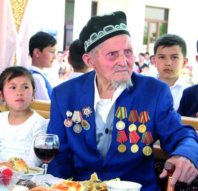 Жанггоҳлардан омон қайтган  Абдуғани ота