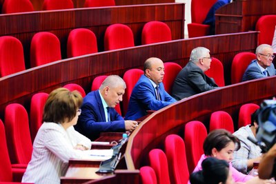 Парламент назорати  Жаноб қурувчи,  одамлар ҳаммасини кузатиб  туриши шарт!