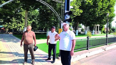 Йўловчиларга хавф  туғдираётган дарахт шохлари буталади