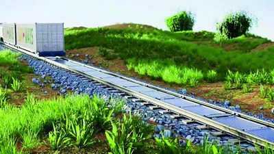 Темирйўл  устида қуёш  панеллари