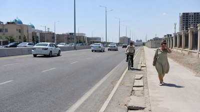 Пиёда ва велосипед учун ноқулай кўчалар:  Дангасалик  ва ижтимоий муаммолар томон етакламоқда